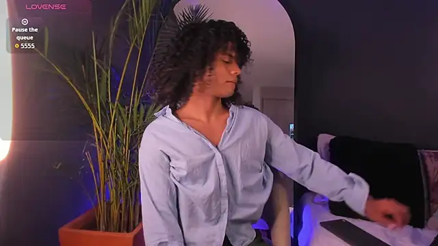 Lucas eevans online show from September 23, 2025, 2:02 pm