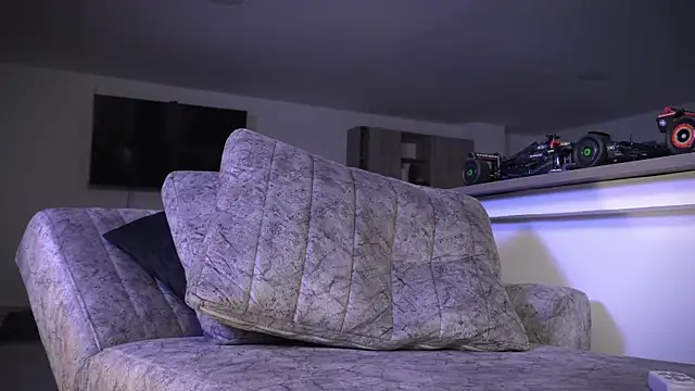 Frank Farrell online show from October 5, 2025, 12:56 am