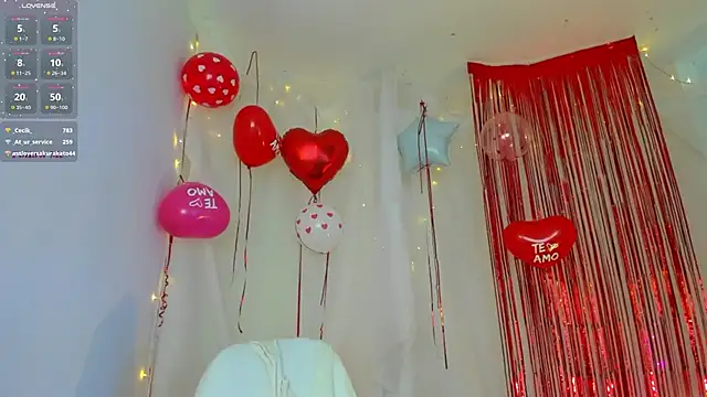 Snapshot of Silvanna-Moree chatting on February 17, 2025, 5:55 pm Silvanna-Moree online show from February 17, 2025, 5:55 pm