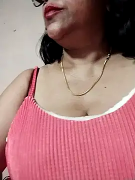 Snapshot of tharu_sweet chatting on February 6, 2026, 7:43 pm tharu sweet online show from February 6, 2026, 7:43 pm