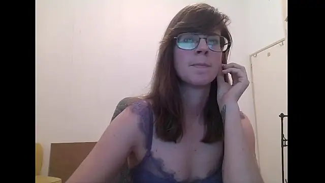 SavannaGirly online show from March 4, 2026, 7:49 am