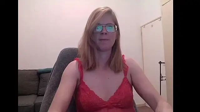 SavannaGirly online show from September 16, 2025, 6:47 am