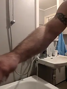 mustang69696 online show from April 12, 2026, 10:29 am