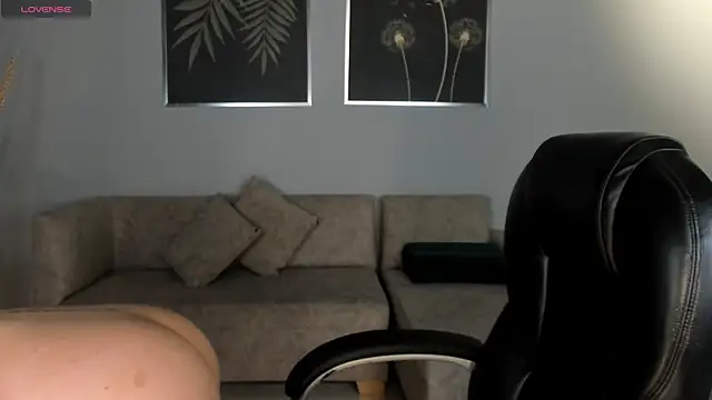 JadeEvansX online show from March 9, 2025, 12:10 am