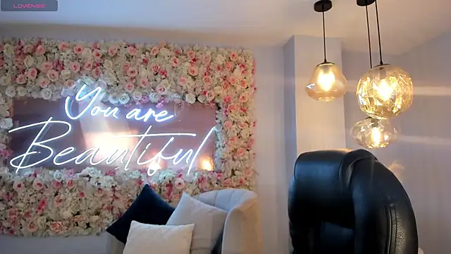 JadeEvansX online show from November 16, 2025, 11:26 am