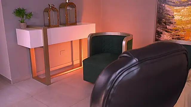 KateSunder online show from April 12, 2026, 6:27 am