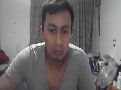 Snapshot of and_mtz chatting on February 24, 2026, 6:14 am and mtz online show from February 24, 2026, 6:14 am