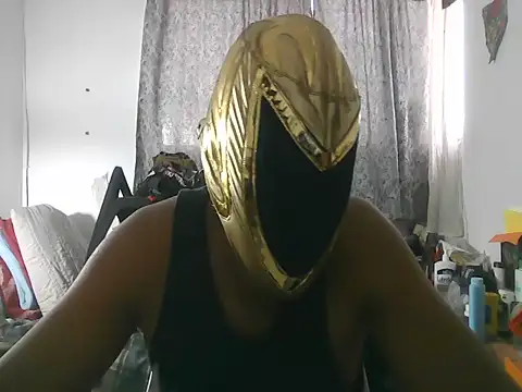 Snapshot of and_mtz chatting on June 7, 2026, 10:04 pm and mtz online show from June 7, 2026, 10:04 pm