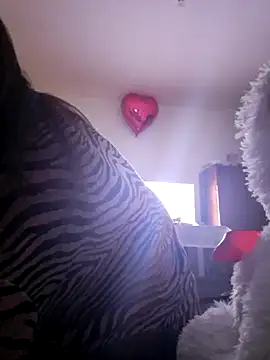 NansyyyaLiannkkaasssssa78 online show from March 12, 2025, 7:36 pm