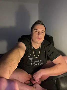 Snapshot of mrwilly7743 chatting on January 10, 2026, 10:10 am mrwilly7743 online show from January 10, 2026, 10:10 am