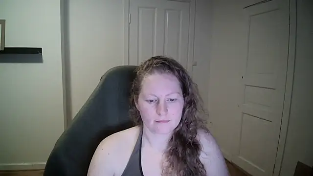 Girlnina-1995 online show from March 3, 2025, 3:43 pm