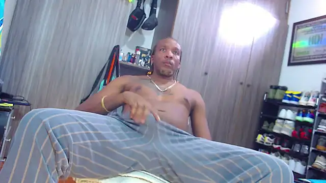 Snapshot of bigdickxblackx chatting on June 11, 2026, 8:28 pm bigdickxblackx online show from June 11, 2026, 8:28 pm