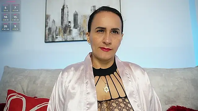 zairamiller online show from February 15, 2025, 2:11 pm