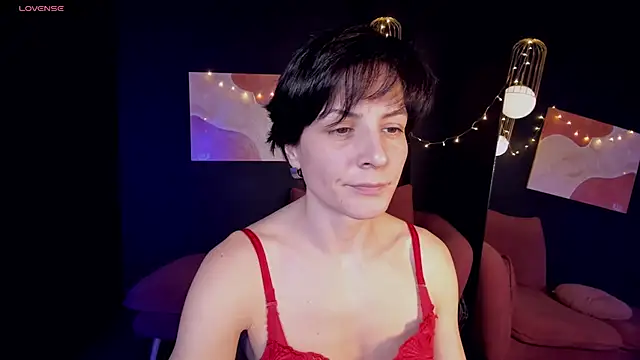 LorenDaze online show from January 25, 2025, 5:08 pm