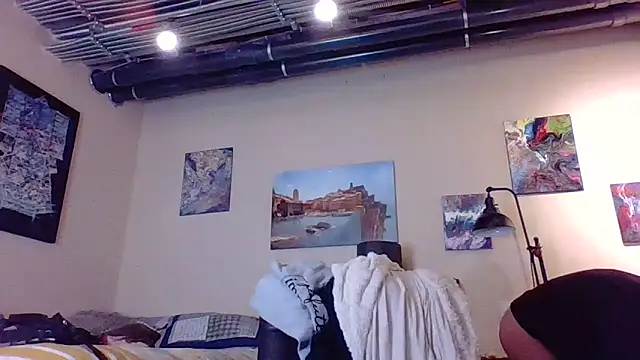 eatmeplease44 online show from March 12, 2026, 8:35 pm