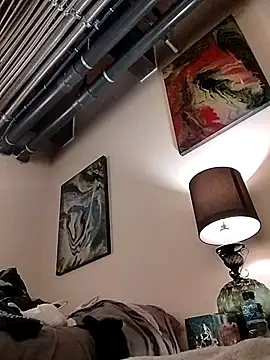 eatmeplease44 online show from September 17, 2025, 11:29 pm