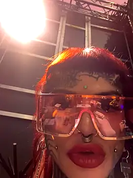 tamarapervert online show from September 26, 2025, 10:11 am