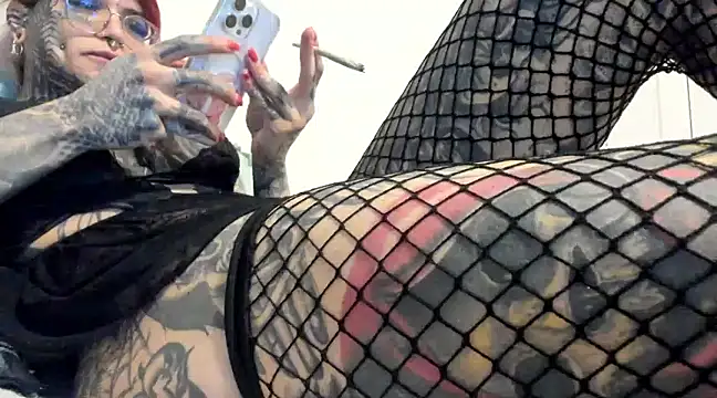 tamarapervert online show from January 20, 2025, 9:43 pm