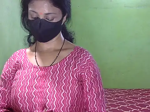 Snapshot of Indian_Horny_Wife chatting on July 13, 2026, 4:12 am Indian Horny Wife online show from July 13, 2026, 4:12 am