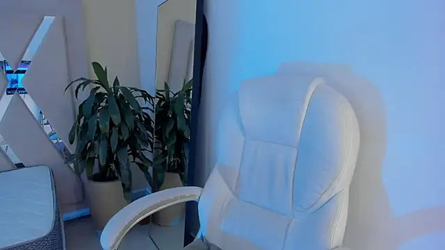 malejabenzz online show from March 11, 2025, 7:58 pm