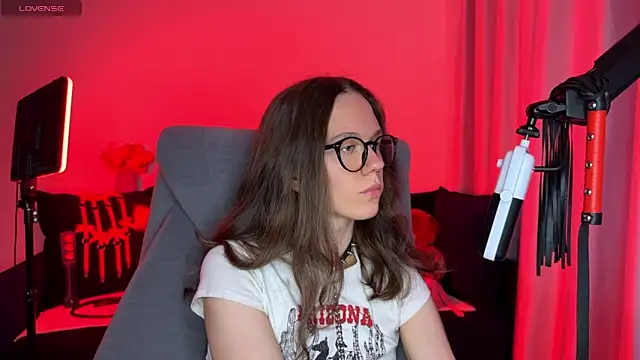 DivineBite online show from September 13, 2025, 2:28 pm