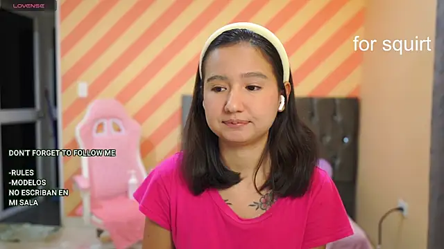 Pinkie Princes online show from January 22, 2025, 8:40 am