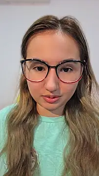 Pinkie Princes online show from March 8, 2026, 3:43 am