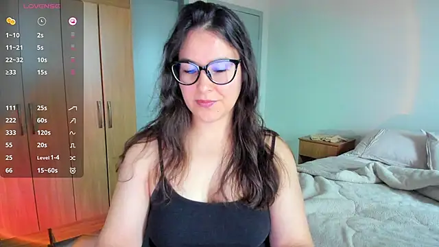 Snapshot of anna_love_hot chatting on December 30, 2024, 8:04 pm anna love hot online show from December 30, 2024, 8:04 pm