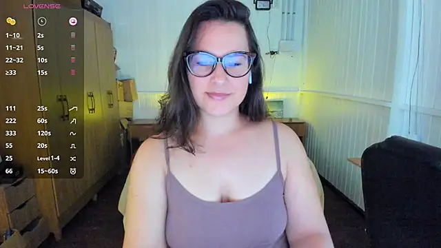 Snapshot of anna_love_hot chatting on March 8, 2025, 6:16 pm anna love hot online show from March 8, 2025, 6:16 pm