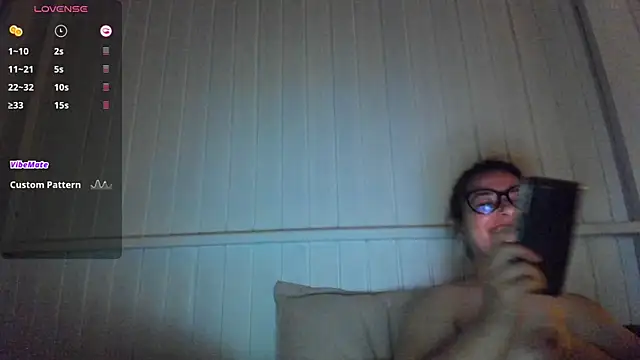 Snapshot of anna_love_hot chatting on February 6, 2025, 6:02 pm anna love hot online show from February 6, 2025, 6:02 pm