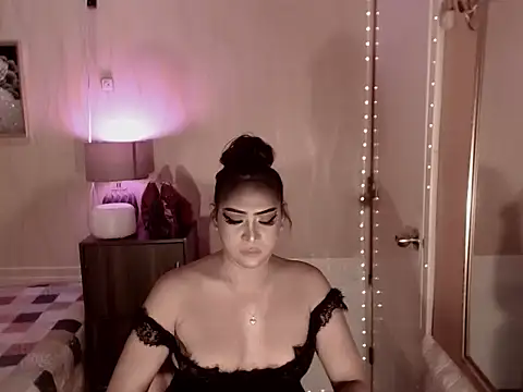 Biancafoxie online show from November 13, 2025, 8:29 am