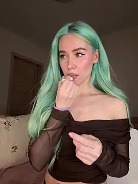 xDinnax online show from March 19, 2025, 5:28 pm