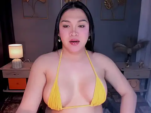 MaxeneCullens online show from September 24, 2025, 4:30 am