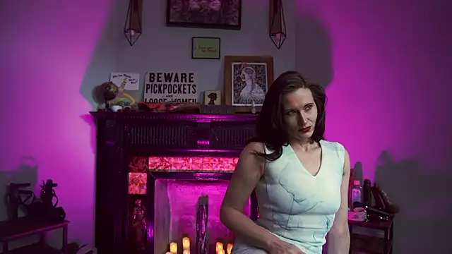 RhiCon online show from February 15, 2025, 6:12 pm