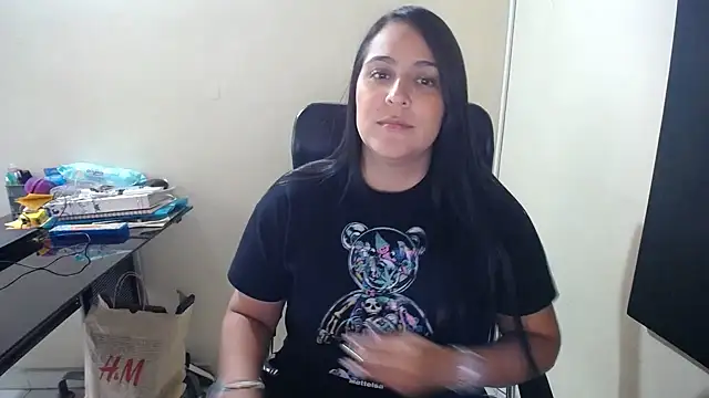 kendall 52 online show from February 18, 2025, 6:15 pm