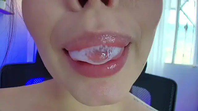 lisbet21x online show from February 10, 2025, 7:17 pm