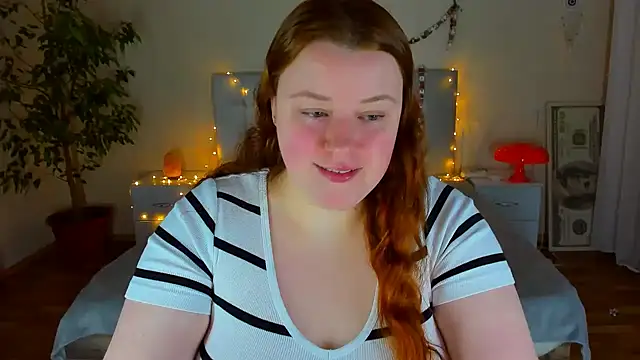 PolinaSalvatore online show from February 2, 2026, 7:46 pm