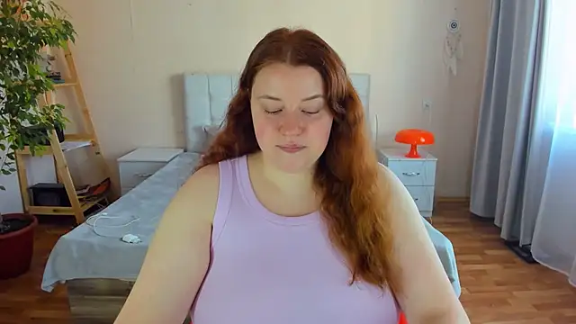 PolinaSalvatore online show from September 15, 2025, 11:32 am