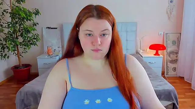 PolinaSalvatore online show from March 6, 2026, 12:11 pm