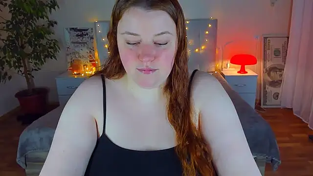 PolinaSalvatore online show from March 17, 2026, 3:04 pm