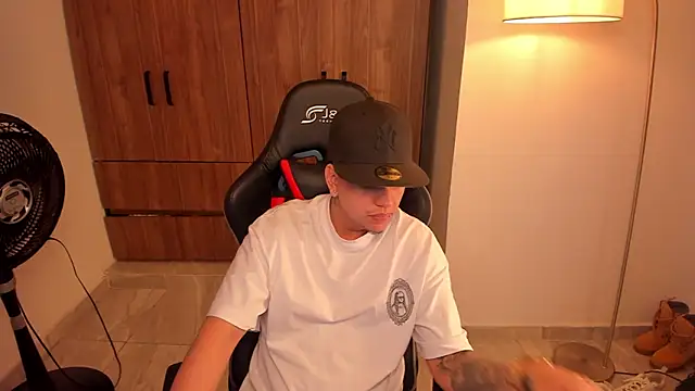 Jake simons online show from February 14, 2026, 4:02 am