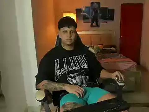 Snapshot of Jake_simons chatting on March 13, 2025, 2:49 am Jake simons online show from March 13, 2025, 2:49 am