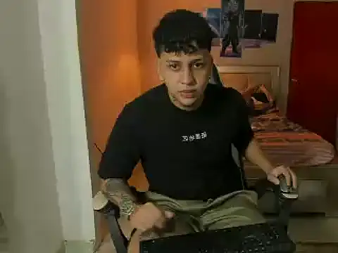 Snapshot of Jake_simons chatting on March 22, 2025, 5:06 am Jake simons online show from March 22, 2025, 5:06 am