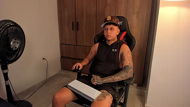 Jake simons online show from March 13, 2026, 11:32 pm