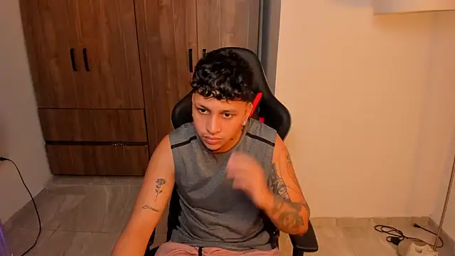 Snapshot of Jake_simons chatting on October 1, 2025, 3:00 am Jake simons online show from October 1, 2025, 3:00 am