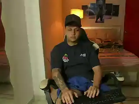 Snapshot of Jake_simons chatting on February 26, 2025, 3:57 am Jake simons online show from February 26, 2025, 3:57 am