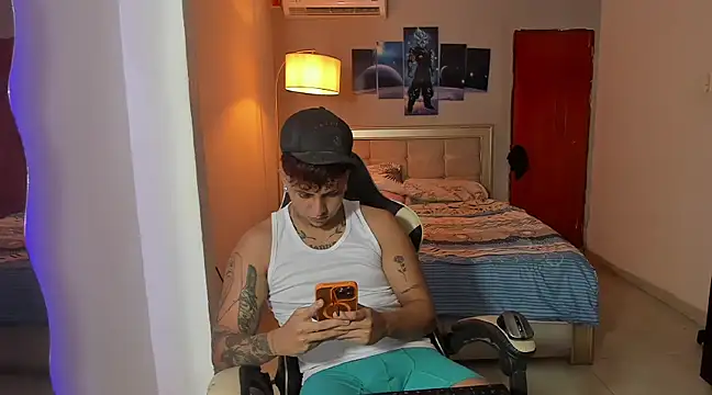 Snapshot of Jake_simons chatting on January 9, 2025, 2:22 am Jake simons online show from January 9, 2025, 2:22 am