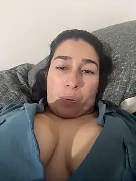 andreaisis2 online show from April 12, 2026, 10:24 pm