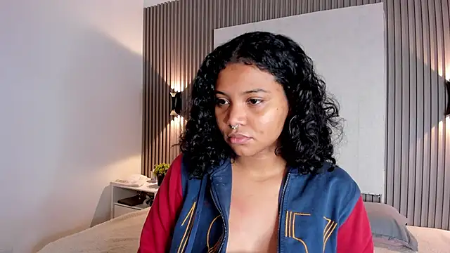 Zafiiraa online show from January 7, 2026, 12:54 pm