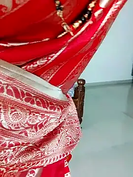 Snapshot of Indian_desi_wife chatting on June 2, 2026, 2:44 am Indian desi wife online show from June 2, 2026, 2:44 am